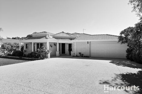 Property photo of 28 Paradise Circuit Halls Head WA 6210