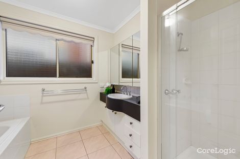 Property photo of 34 Cressida Crescent Sydenham VIC 3037