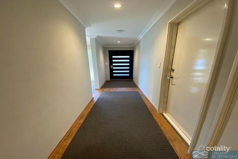 Property photo of 14 Chasselas Road Hocking WA 6065