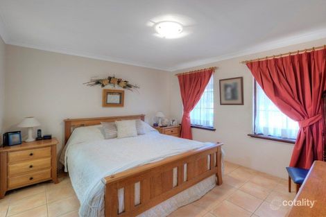 Property photo of 39 Berry Drive Maida Vale WA 6057