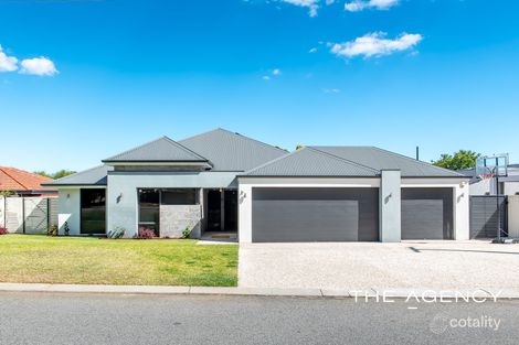 13 Harcourt Dr, Hillarys, WA 6025