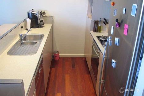 Property photo of 16 Beach Street Port Melbourne VIC 3207
