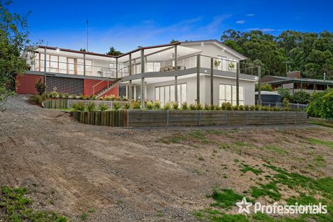 16 Chaffer St, Chum Creek, VIC 3777