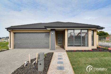 Property photo of 40 Wattle Crescent Beaconsfield VIC 3807