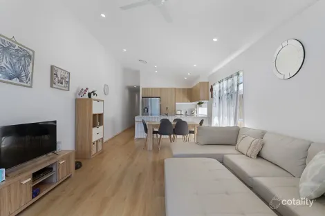 Property photo of 1/36 Bailey Road Birkdale QLD 4159