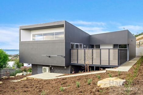 Property photo of 4/30 Caladium Place Blackmans Bay TAS 7052