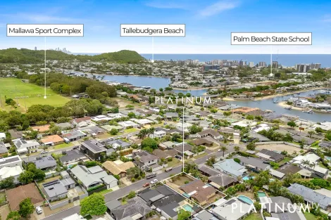 Property photo of 10 Barklya Place Palm Beach QLD 4221