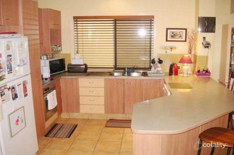 Property photo of 2/13 North Shore Avenue Varsity Lakes QLD 4227