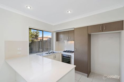Property photo of 1/6 Rise Circuit Pacific Pines QLD 4211