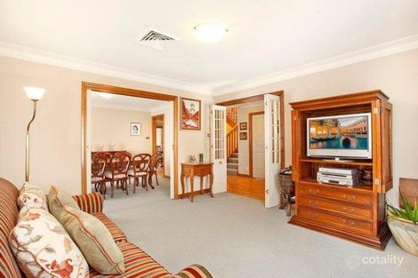 Property photo of 16 Fernbrook Place Castle Hill NSW 2154