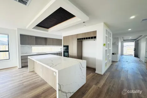 Property photo of 60 Kettlewell Drive Lara VIC 3212