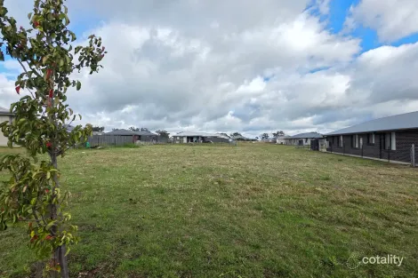37 Peppercress Ct, Moore Creek, NSW 2340