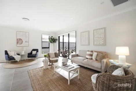 Property photo of 5 Solomon Street Renwick NSW 2575