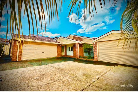 Property photo of 5 Acmena Court Mill Park VIC 3082