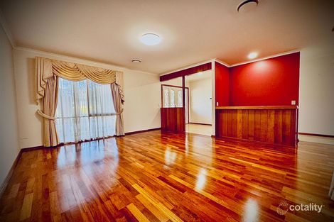 Property photo of 5 Acmena Court Mill Park VIC 3082