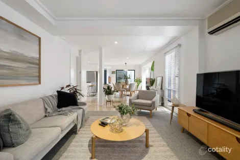 Property photo of 419 Beach Road Beaumaris VIC 3193