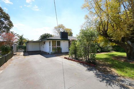 Property photo of 17 Kelton Way Thornlie WA 6108