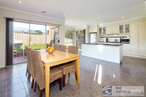 Property photo of 14A Grandview Close Drouin VIC 3818
