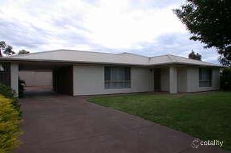 4 Capilano Ct, Morphett Vale, SA 5162