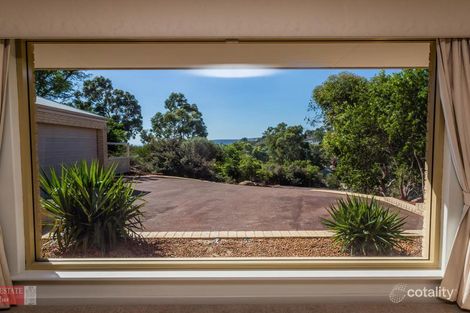 Property photo of 3 Grevillea Crescent Swan View WA 6056
