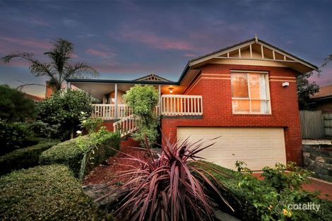 Property photo of 5 Solander Court Roxburgh Park VIC 3064