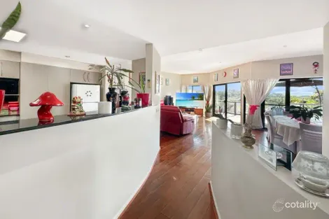 Property photo of 17/5 Crag Road Batehaven NSW 2536