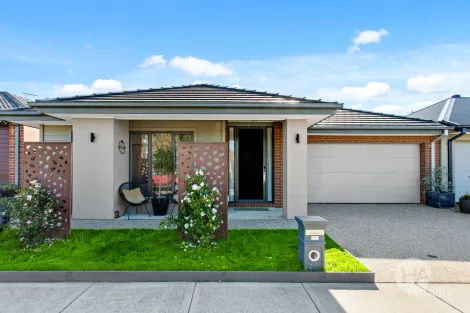 20 Firecrest Way, Cranbourne South, VIC 3977