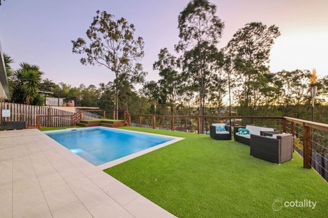 Property photo of 9 Temoe Rise Pacific Pines QLD 4211