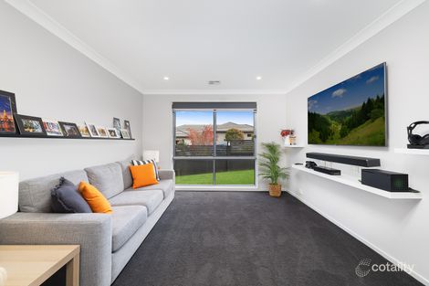 Property photo of 43 Bindugan Crescent Ngunnawal ACT 2913