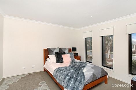 Property photo of 69 Eltham Parade Manor Lakes VIC 3024