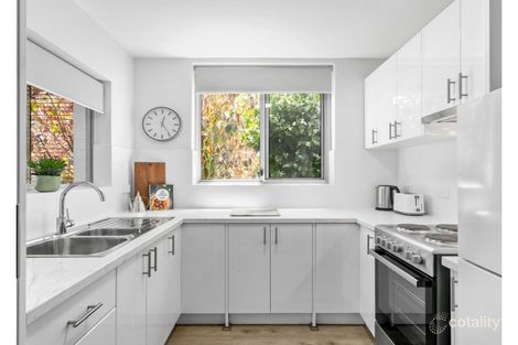 1/30 Shenton Rd, Claremont, WA 6010