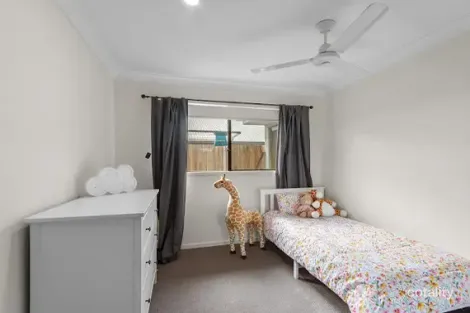 Property photo of 12 Dominique Way Flinders View QLD 4305