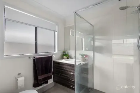 Property photo of 12 Dominique Way Flinders View QLD 4305