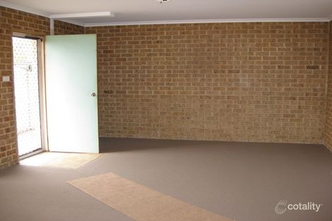 Property photo of 1/70 Central Avenue Oak Flats NSW 2529