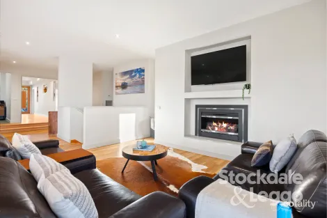 Property photo of 26 Hull Road Mount Martha VIC 3934