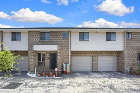 8/73 Hobart St, St Marys, NSW 2760