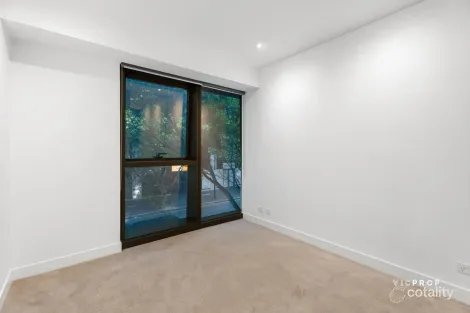 Property photo of 3 Doepel Way Docklands VIC 3008