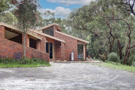 Property photo of 70 Blue Ridge Road Dewhurst VIC 3808