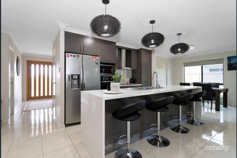 Property photo of 41 Kerrisdale Crescent Beaconsfield QLD 4740