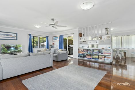 Property photo of 8 Stradbroke Place Dunwich QLD 4183