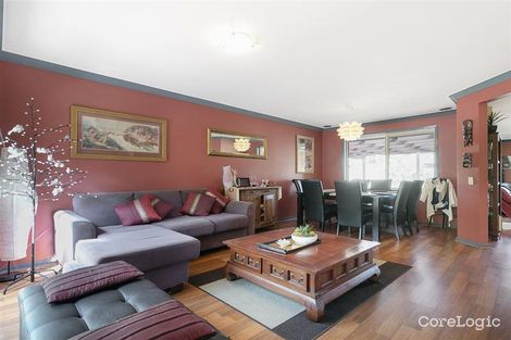 Property photo of 17 Conifer Place Forest Lake QLD 4078