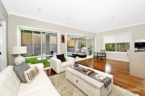 Property photo of 39 Gilgandra Road North Bondi NSW 2026