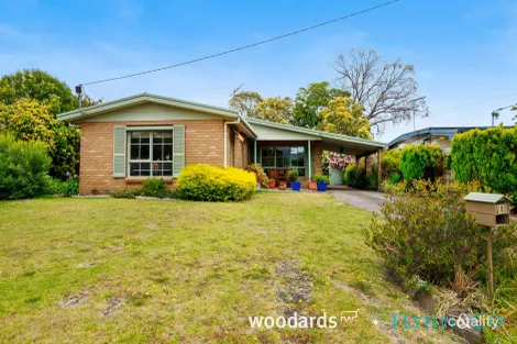 Property photo of 18 Killara Court Rosebud VIC 3939