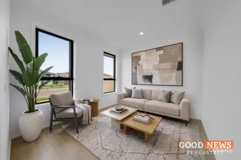 Property photo of 30 Makiti Crescent Harkness VIC 3337