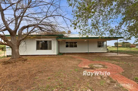 Property photo of 108 Tulloch Road Red Cliffs VIC 3496