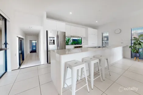 Property photo of 42 Regatta Boulevard Wurtulla QLD 4575