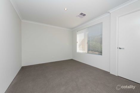 Property photo of 221 Bridgewater Drive Kallaroo WA 6025