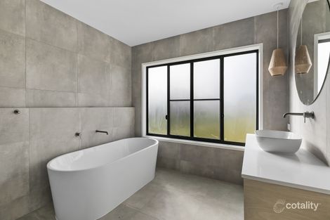 Property photo of 4 Ridgeline Place Mooloolah Valley QLD 4553