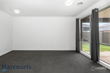 Property photo of 6 Opal Street Cobblebank VIC 3338