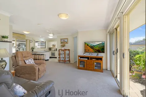 Property photo of 13/305 Main Road Fennell Bay NSW 2283